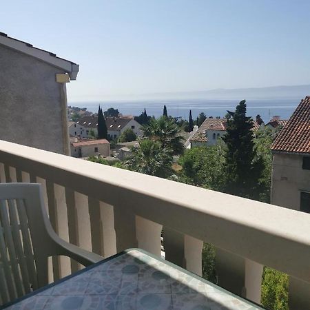 Apartments Dani Bol Luaran gambar
