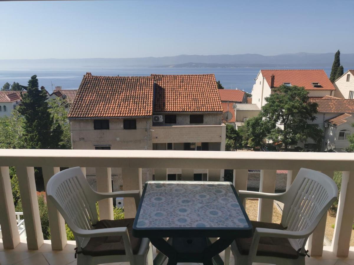 Apartments Dani Bol Luaran gambar