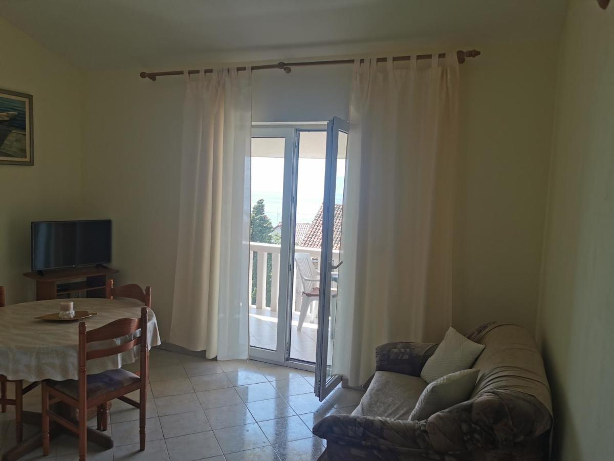Apartments Dani Bol Luaran gambar